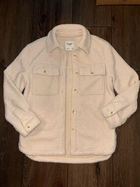 like new abercrombie button down sherpa jacket